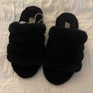 Like new size 7 Ugg slippers